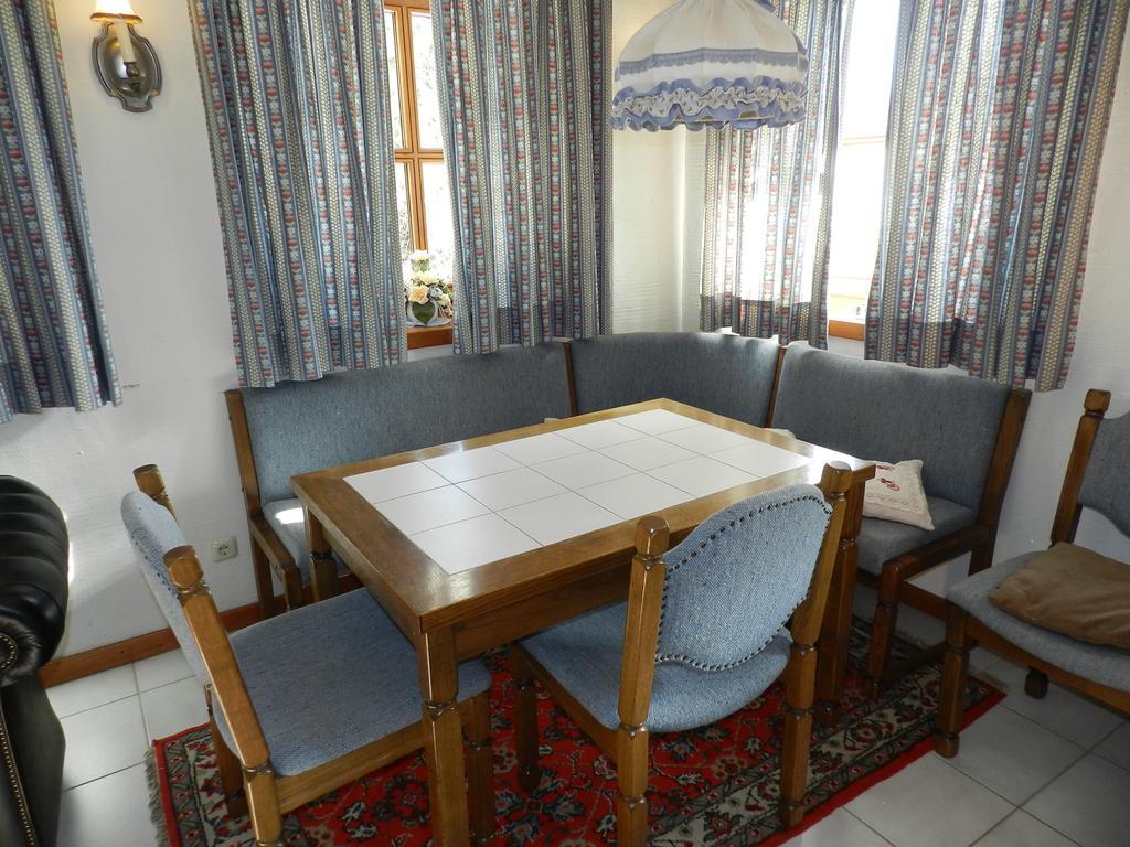 Villa Haus Franz by ISA AGENTUR Bad Kleinkirchheim Zimmer foto